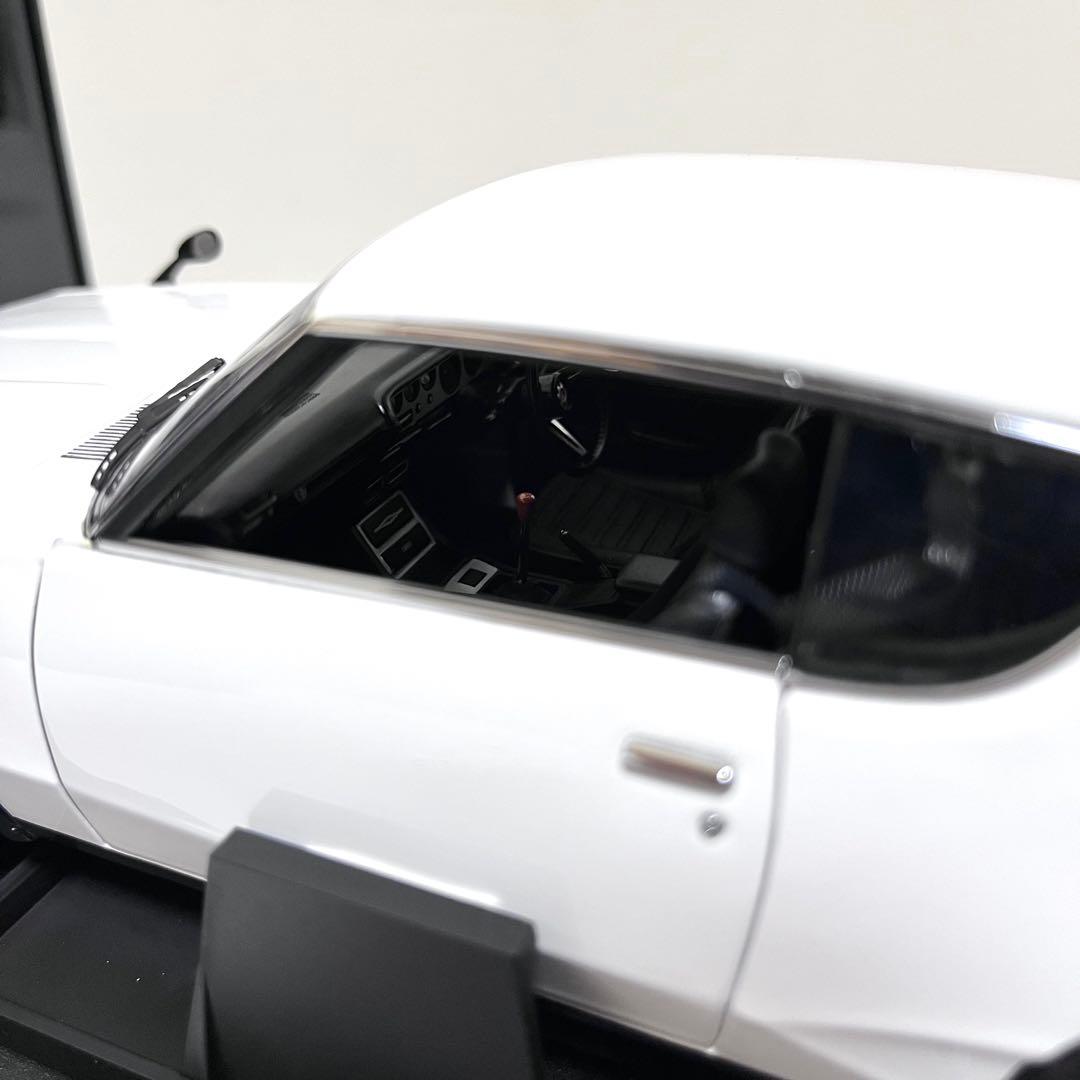 京商 1/18 ニッサン スカイライン 2000 GT-R KPGC110