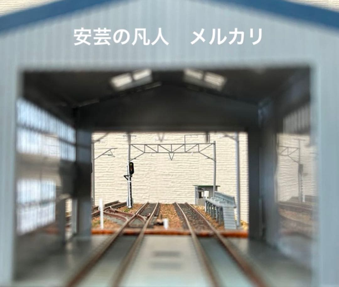 Nゲージ ジオラマ63 電車庫のある風景　アクリルケース付