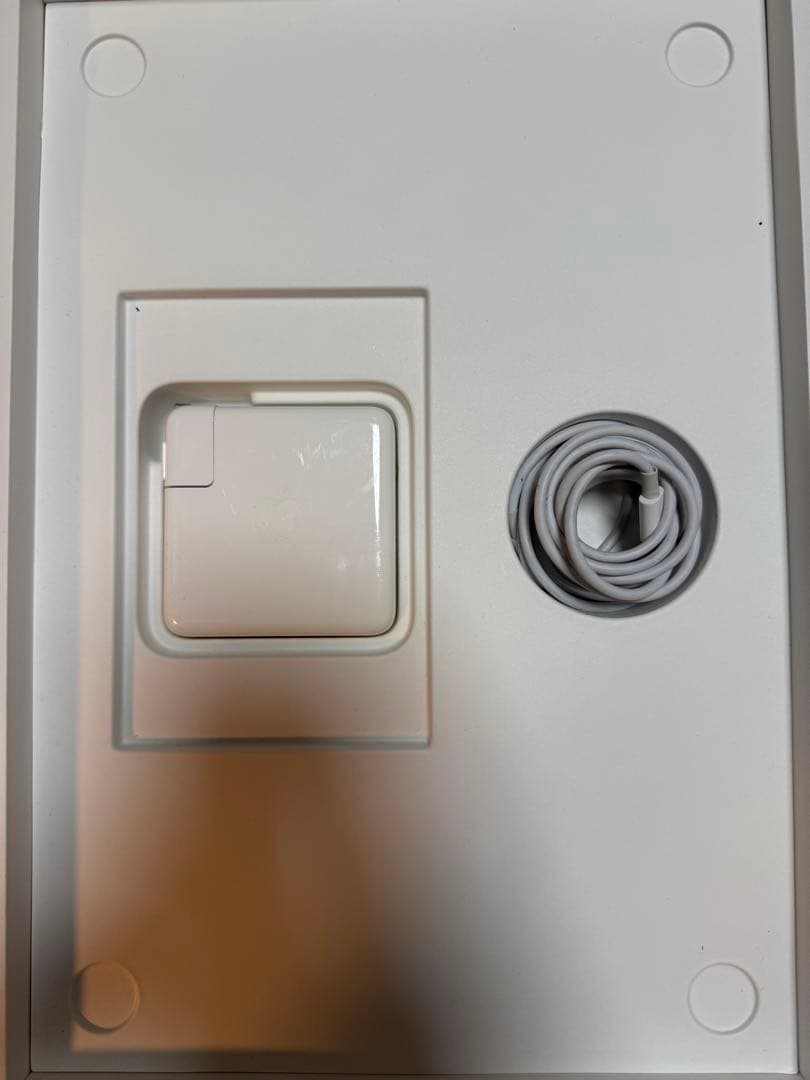 MacBook Pro 16インチ CPUi9 SSD1TB GPU5500M