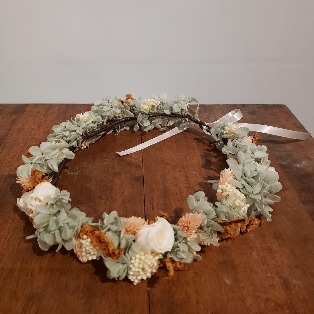 くすみあじさいの優しい花冠　フラワーヘッド