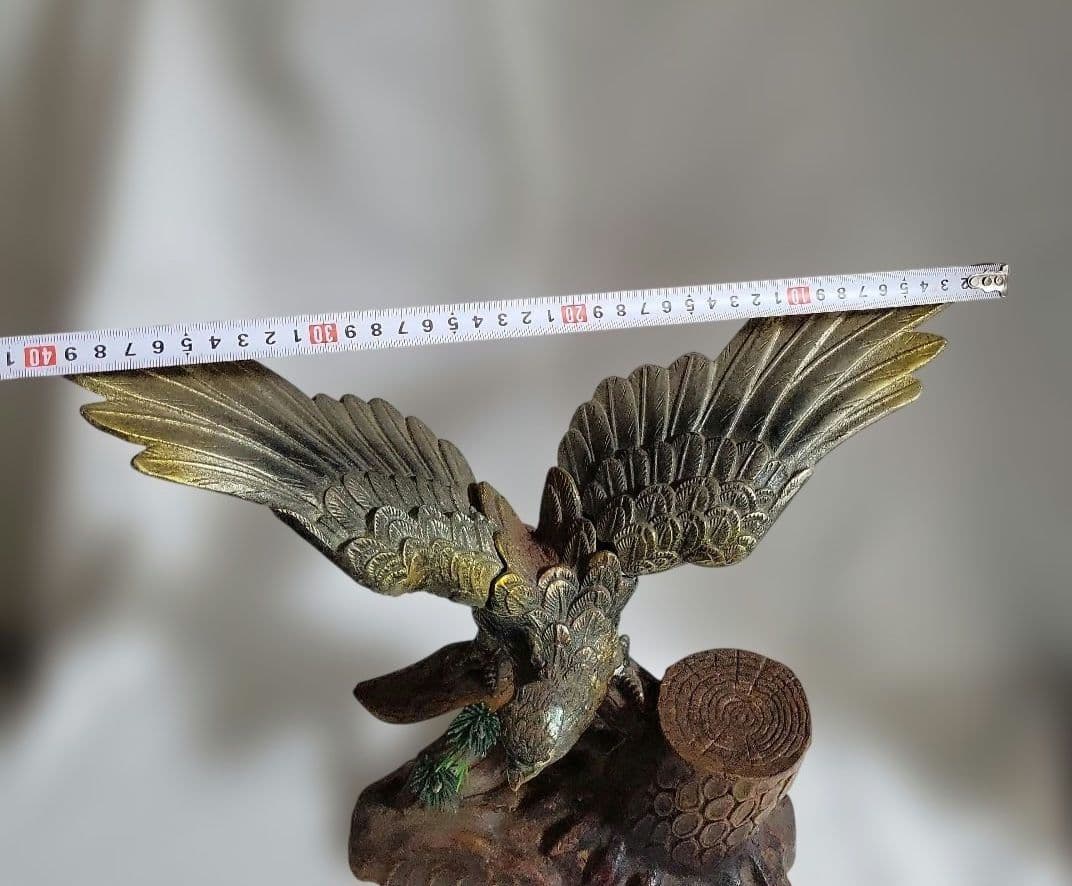 【週末セール】鷹のオブジェ　ヴィンテージ品　鷹の置物