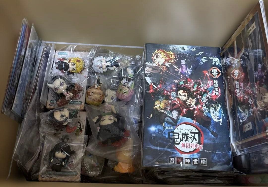 鬼滅の刃 アニメグッズ まとめ売り セット フィギュア 約100個以上 匿名配送