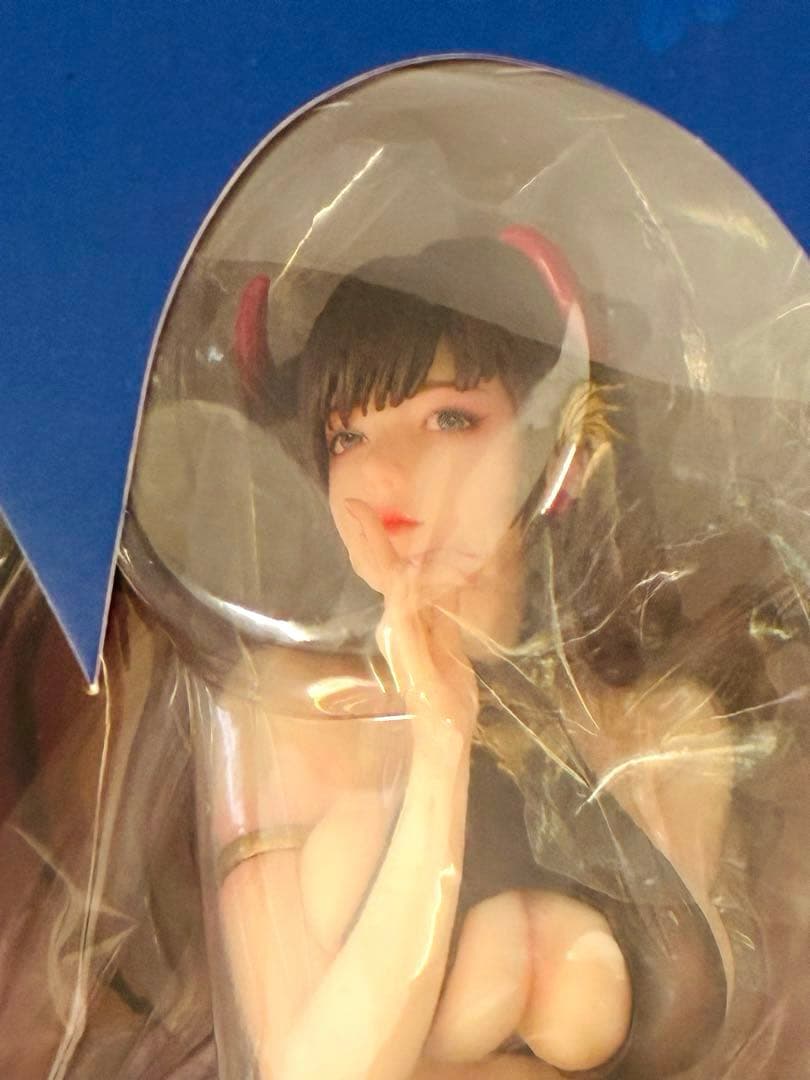 新品未開封She is real ナフ 1/6 フィギュア[BearPanda]