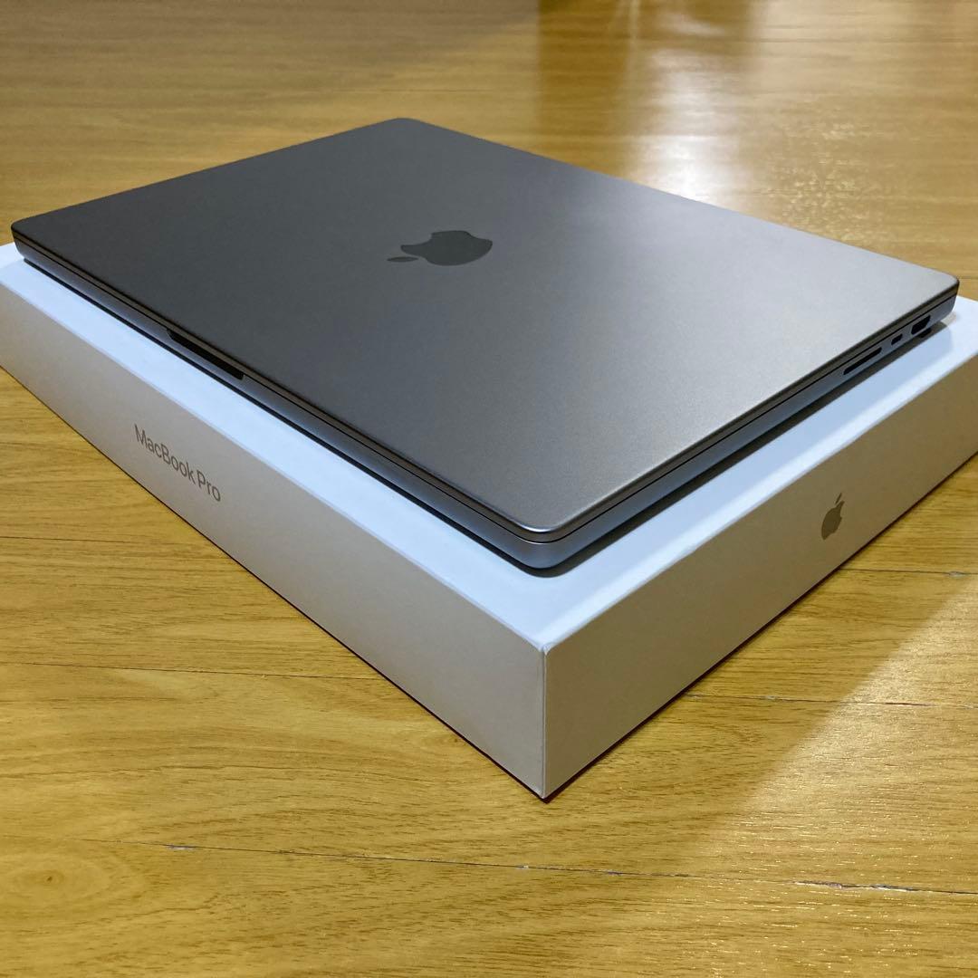 バッテリー99%！MacBook Pro 16 M2Pro 16GB 512GB