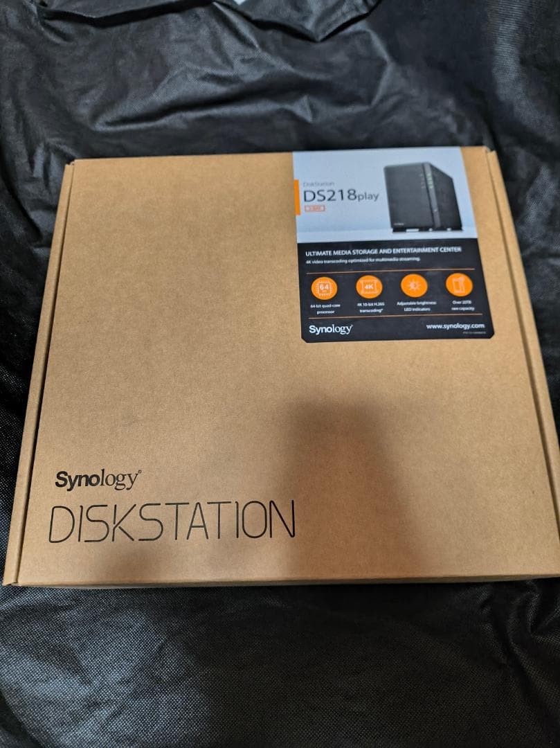 Synology DS218play NAS + 8TB HDD 2台