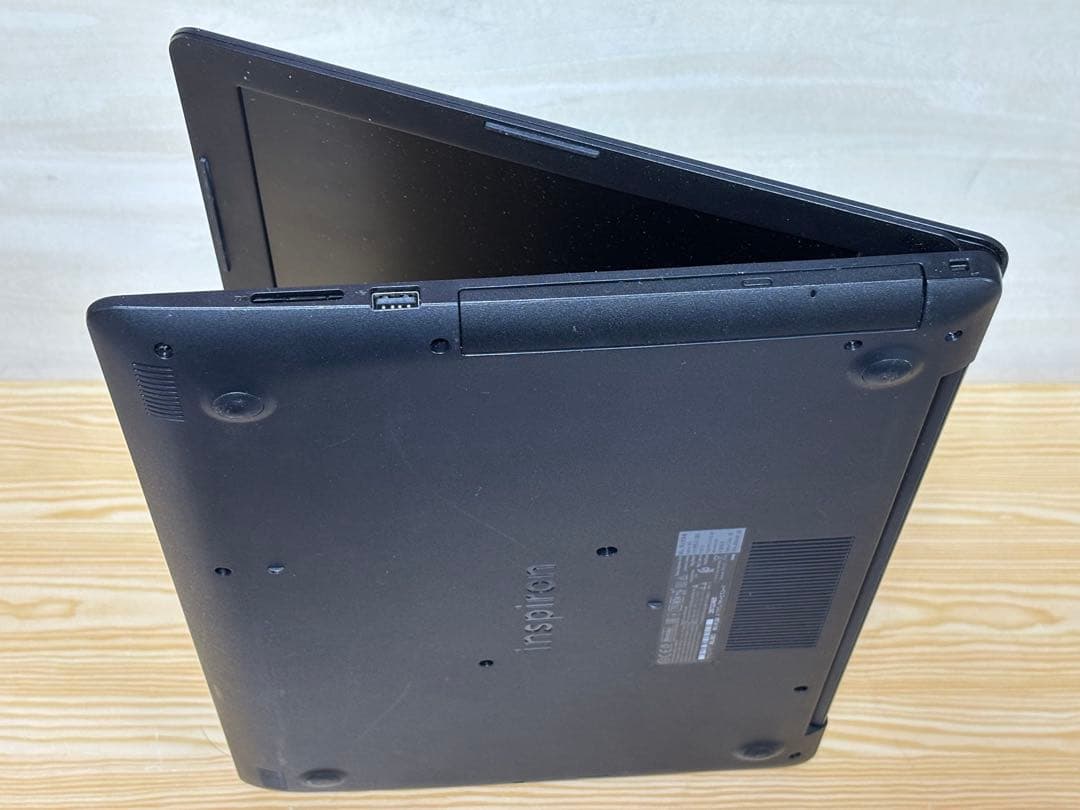 Windowsノート本体 DELL Inspiron i5-1035G1 8GB SSD256GB