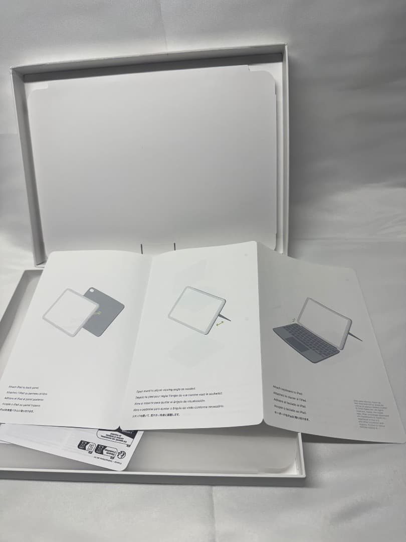 キーボード Apple iPad Magic Keyboard Folio