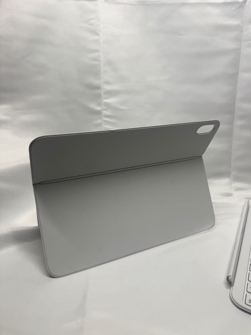 キーボード Apple iPad Magic Keyboard Folio
