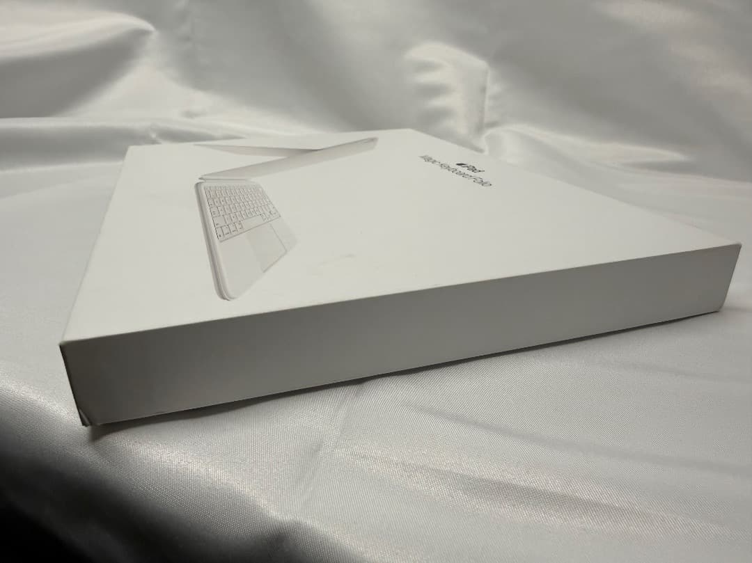 キーボード Apple iPad Magic Keyboard Folio