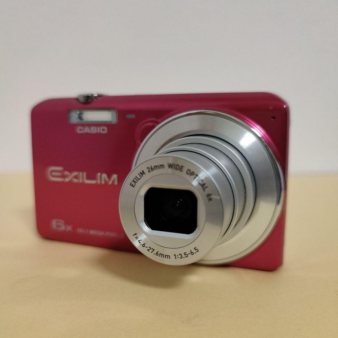 CASIO　デジタルカメラ　EXILIM　1610万画素　6倍　レッド