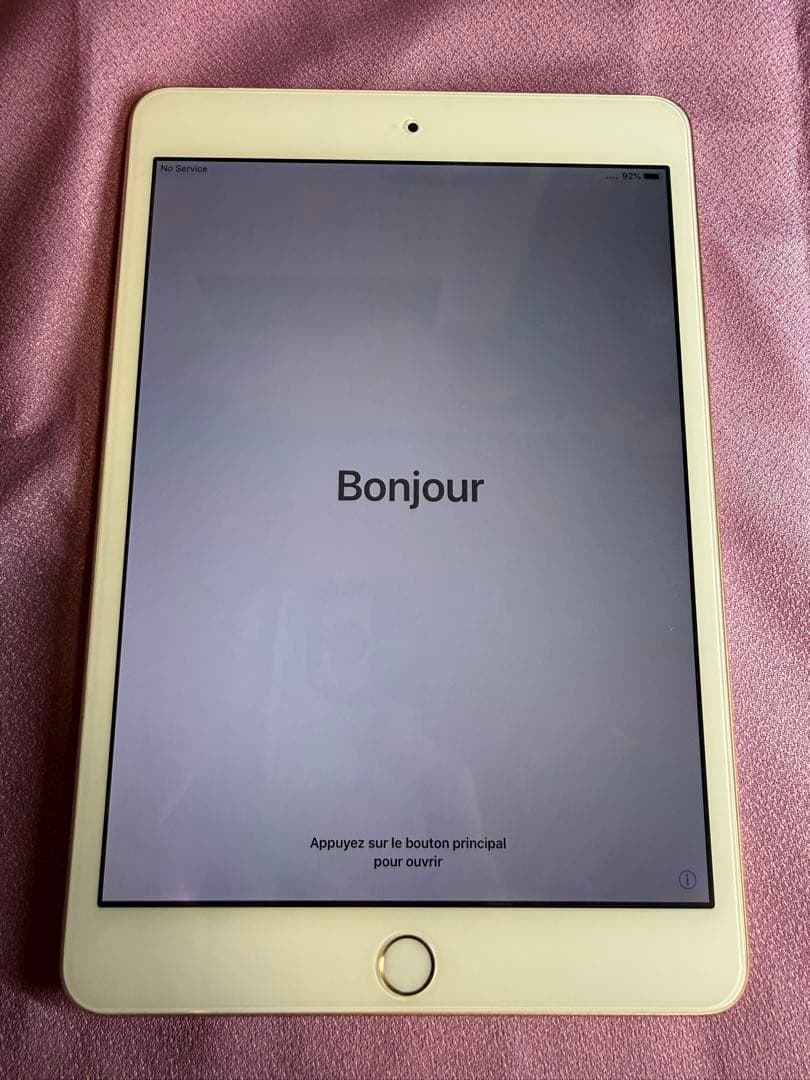 Apple iPadmini3ゴールド16GB動作確認済みすぐに使用可発送料無料
