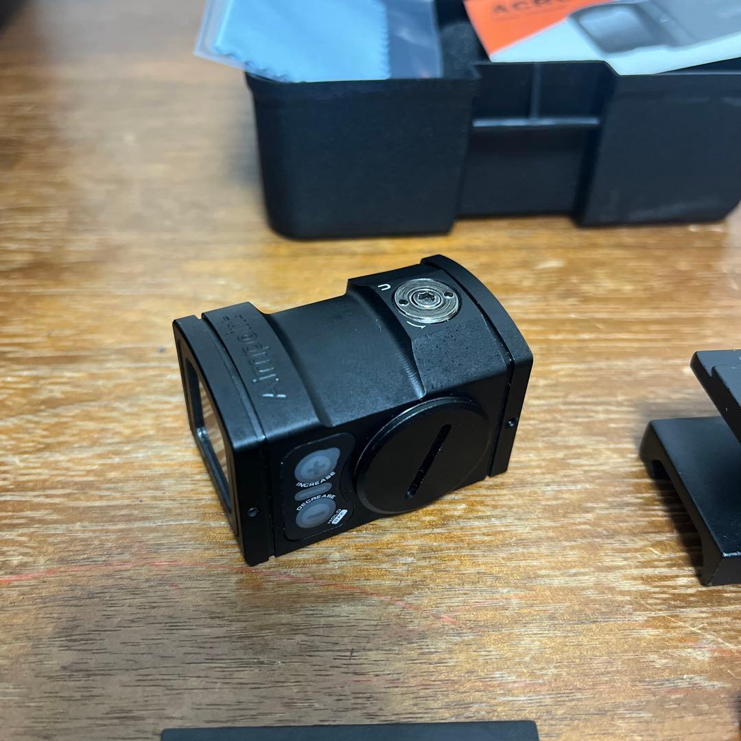 じ*ん様 SOTAC ACRO P-2 ダットサイト　rmrマウントプレートほぼ