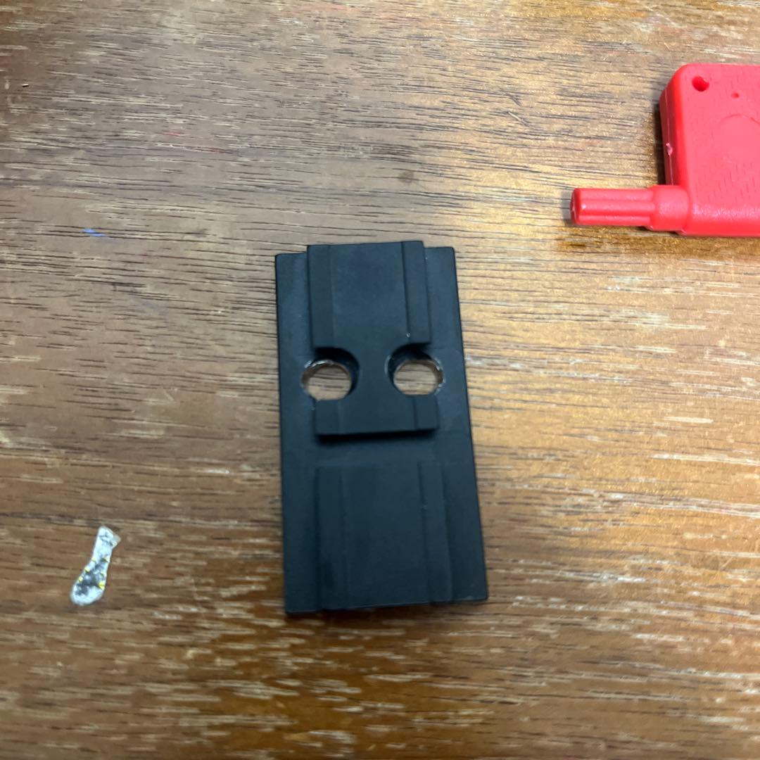 じ*ん様 SOTAC ACRO P-2 ダットサイト　rmrマウントプレートほぼ