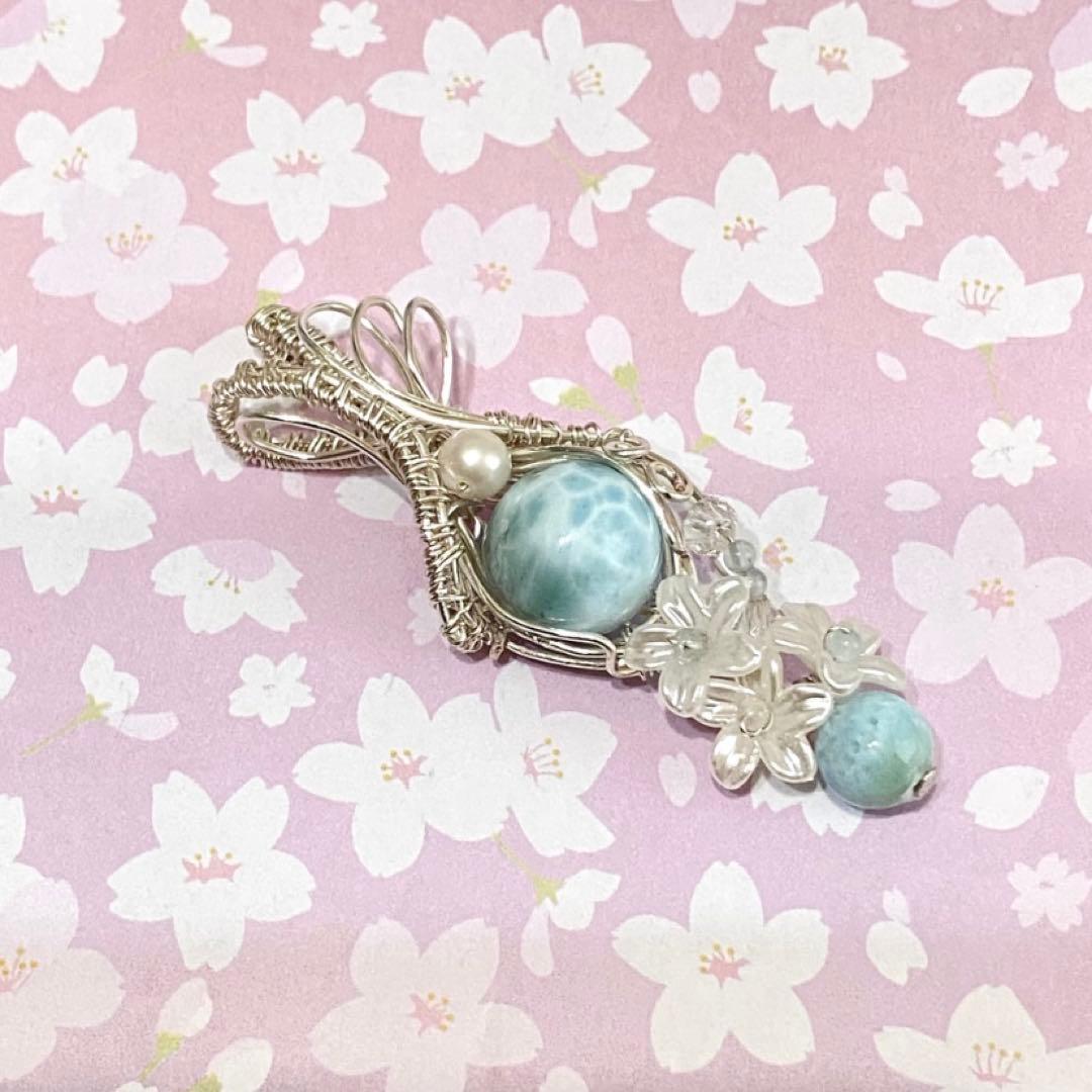 【一点物】波紋の守り石 ラリマー13㎜大玉と真珠のワイヤーアートペンダント 海