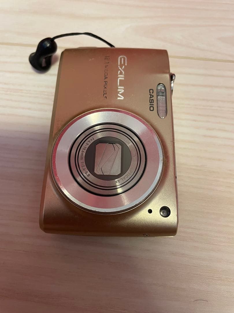 CASIO EX-Z2400 ゴールド 12.1【本体のみのため格安出品】
