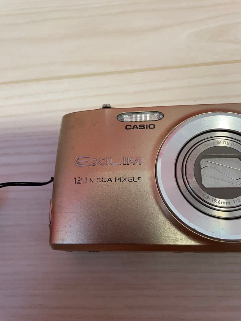 CASIO EX-Z2400 ゴールド 12.1【本体のみのため格安出品】