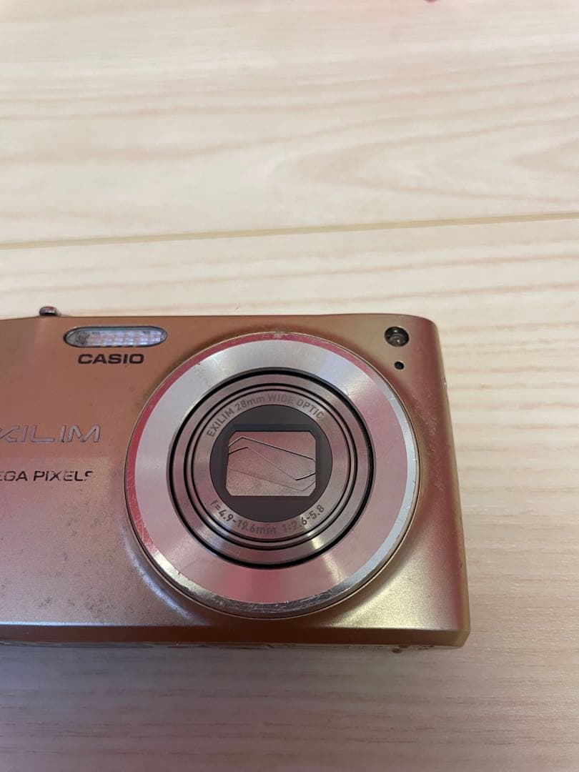 CASIO EX-Z2400 ゴールド 12.1【本体のみのため格安出品】
