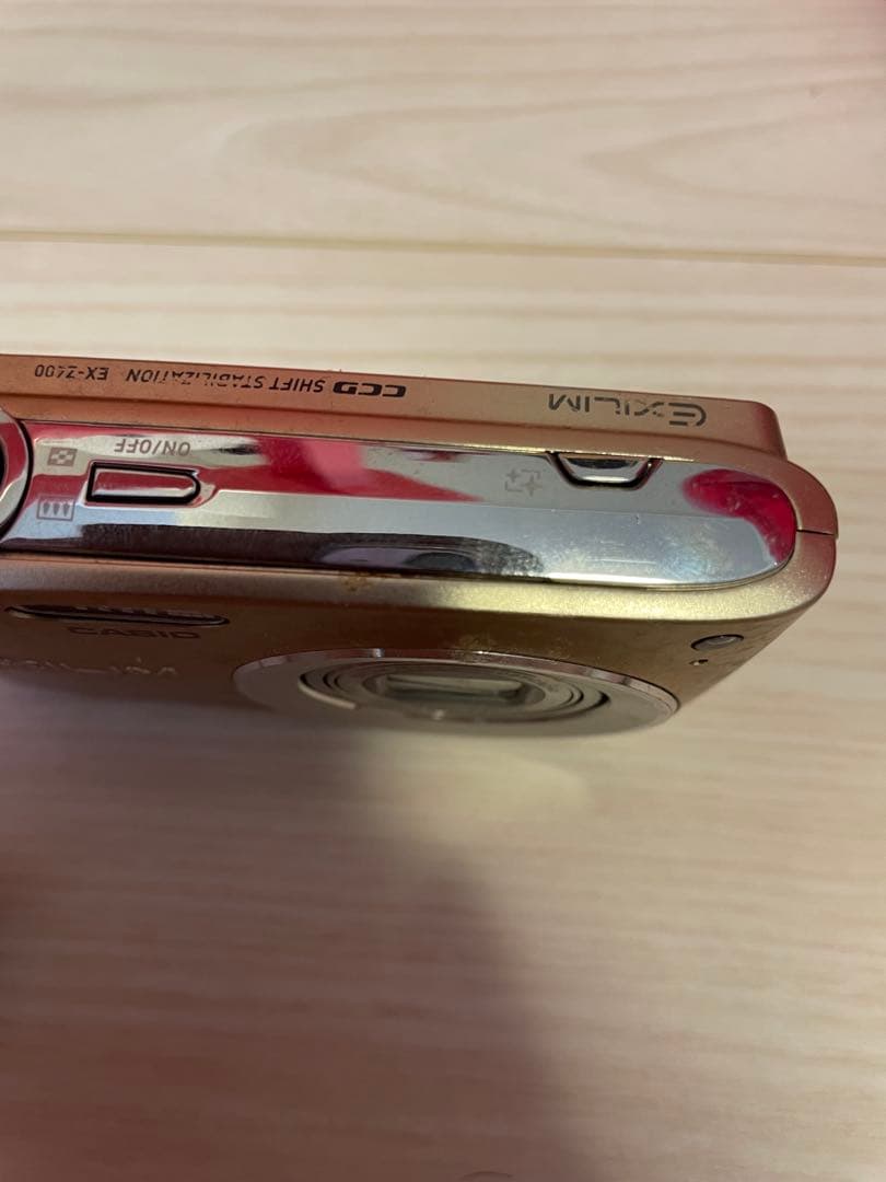 CASIO EX-Z2400 ゴールド 12.1【本体のみのため格安出品】