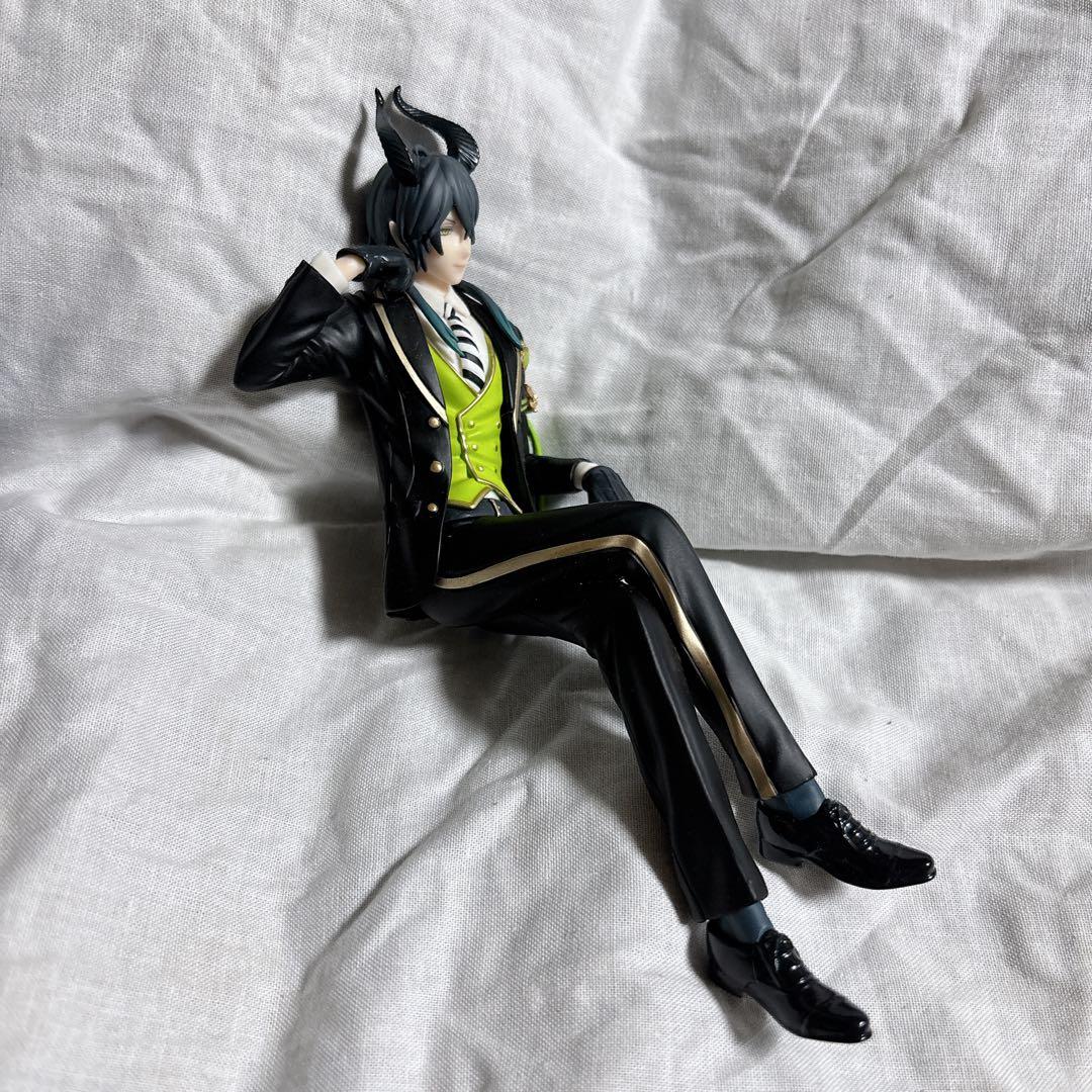 ツイステ プライズ フィギュア イデア マレウス レオナ