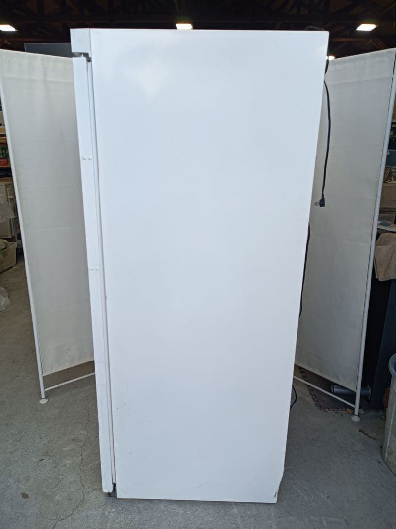 八6751【配送設置料金込み】 DAIREI 冷凍庫 SD-521