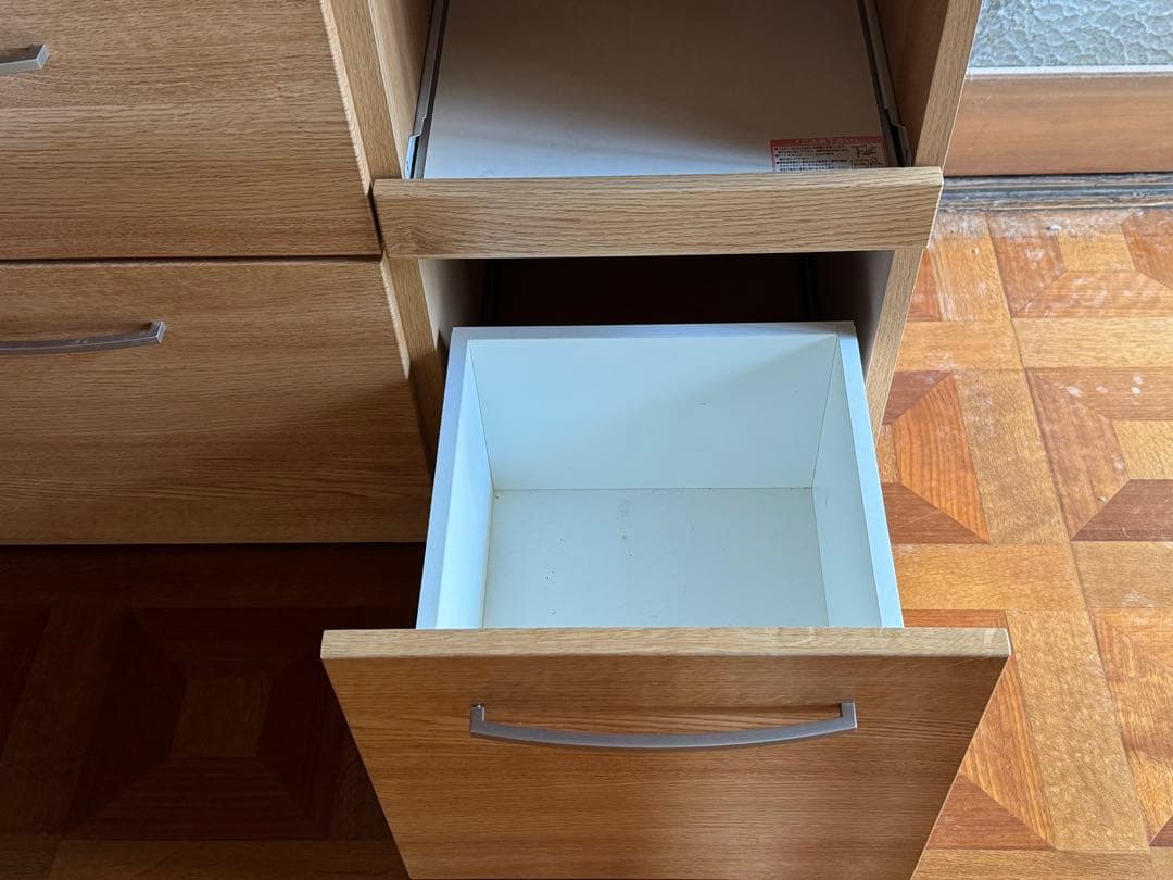 ニトリ キッチンボード 100㎝幅 ガラス戸、オープン棚、引出し付き 食器棚