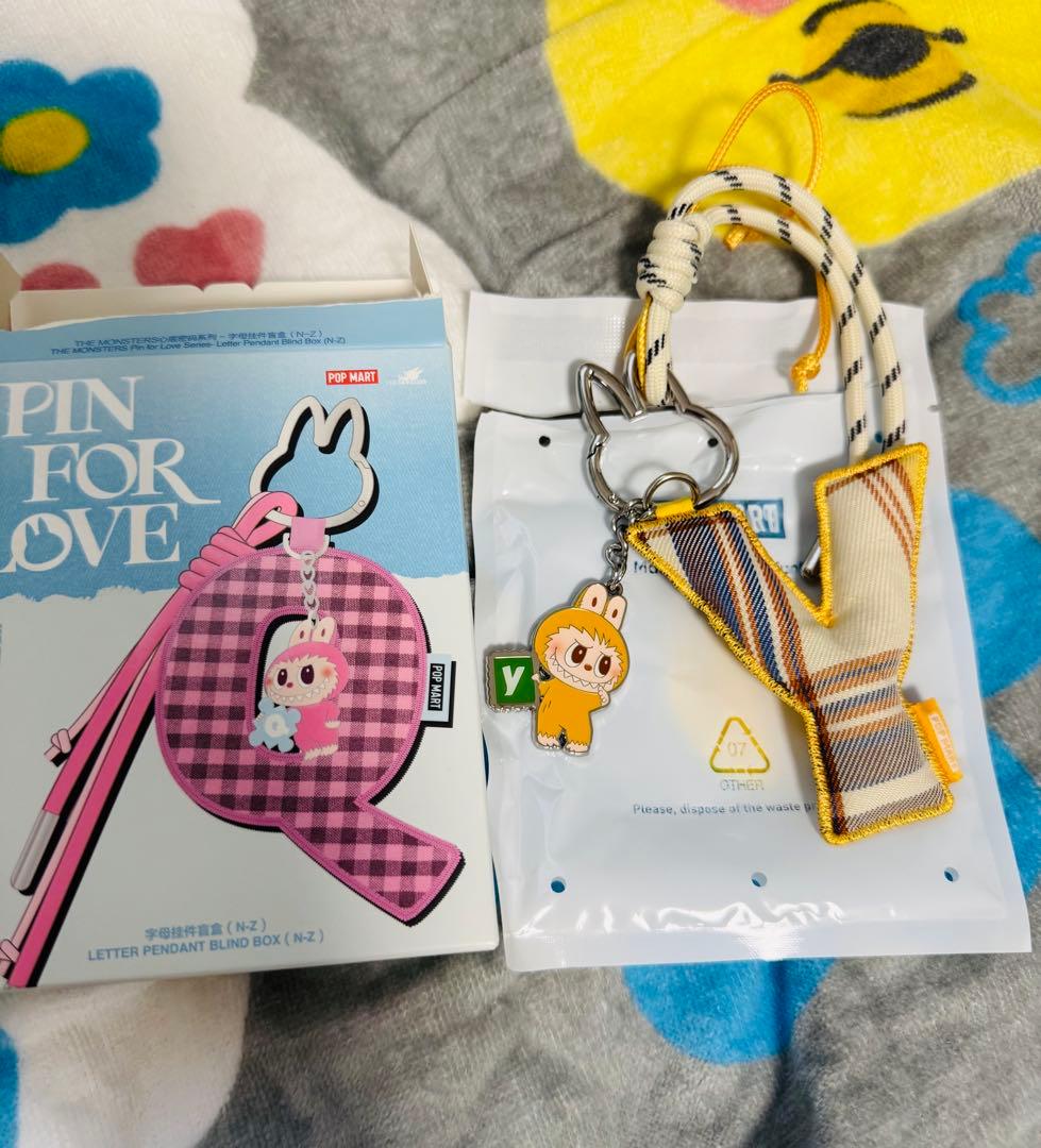 ラブブ　PIN FOR LOVEシリーズ アルファベットチャームY ポップマート