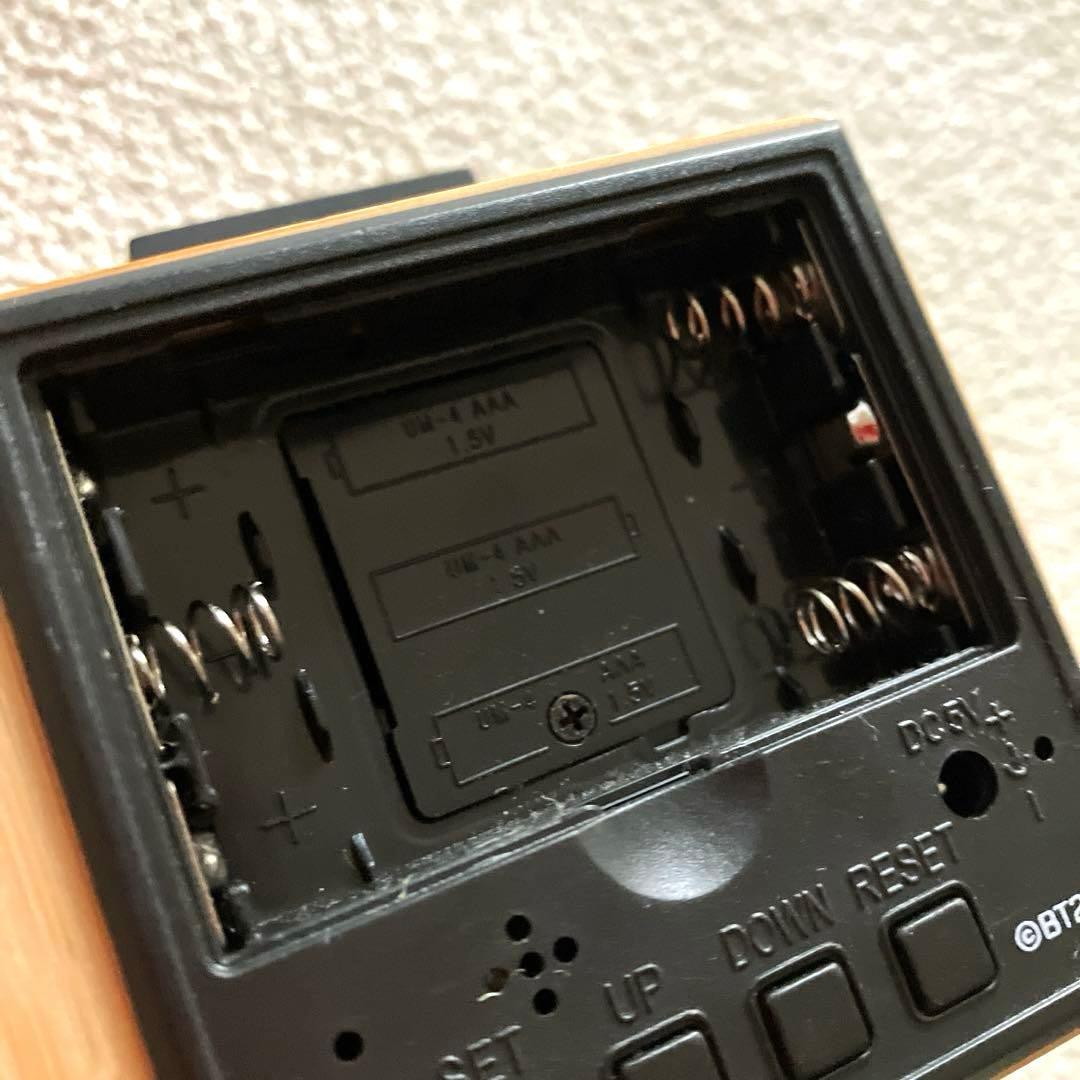 BT21 デジタルデスククロック TATA