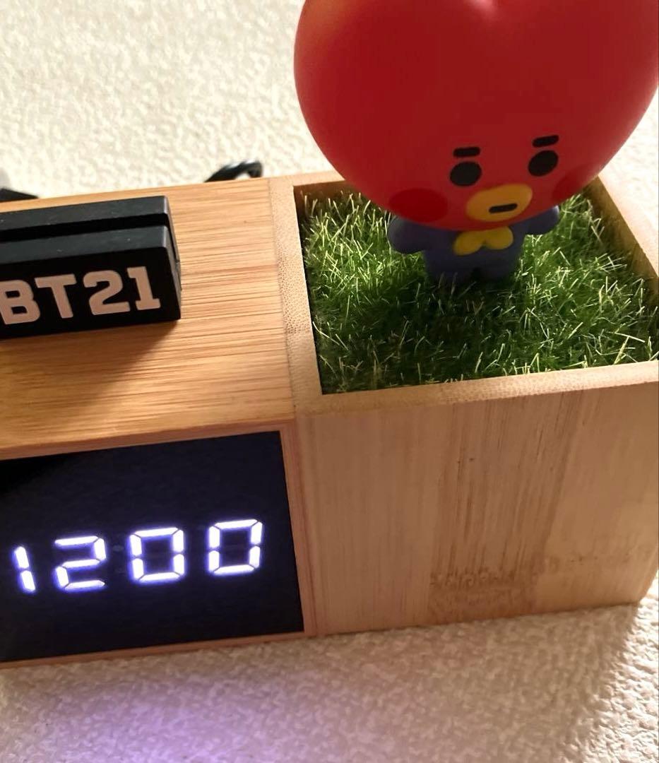BT21 デジタルデスククロック TATA