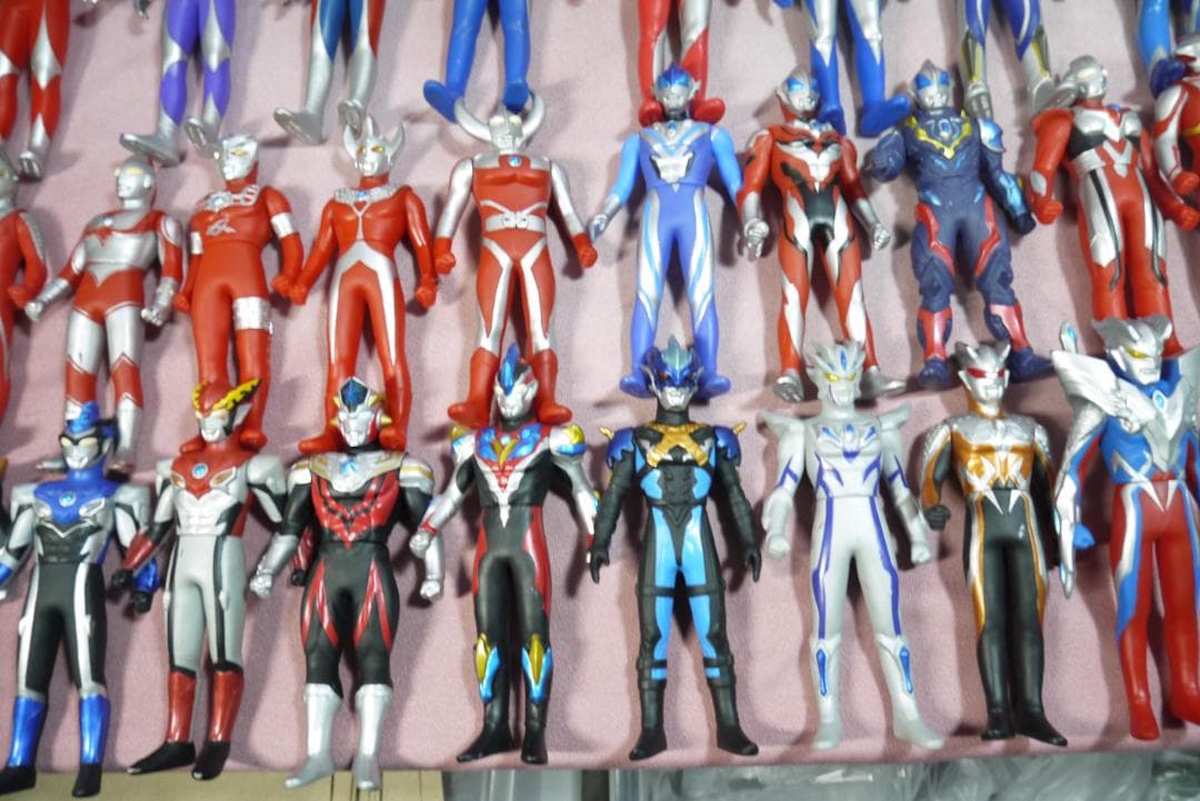 ウルトラヒーローシリーズ800サイズ新金型　500サイズ　89体
