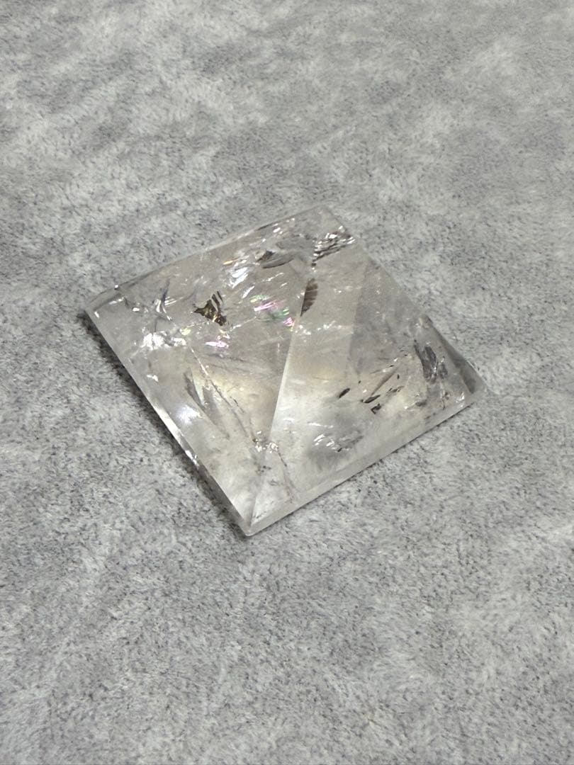 レムリアンシードクリスタル・ピラミッド（大）