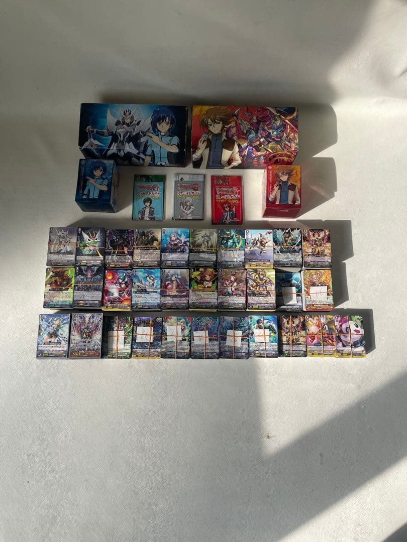 ヴァンガード カード ファイト 大量 2570枚 デッキ 11個 引退品 中古品