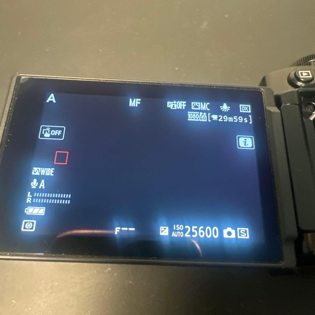 な*ぬ様 Nikon Z fc イエローブラック　ミラーレス一眼 本体