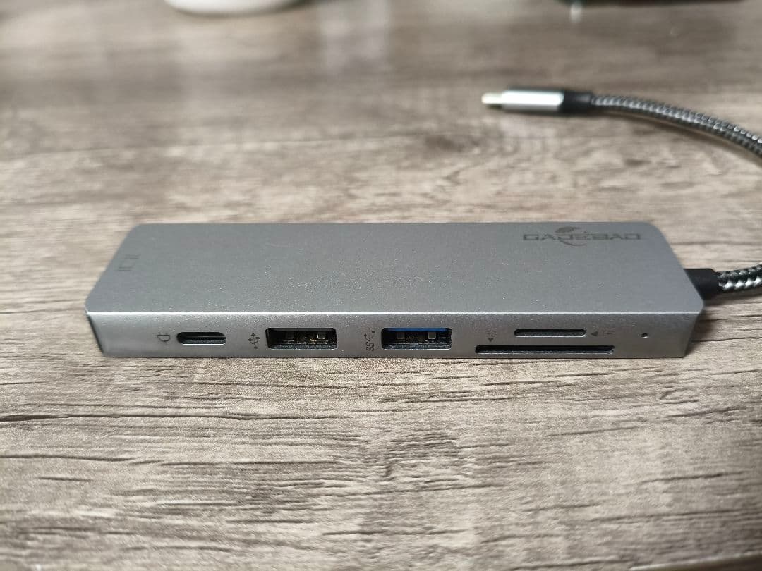 美品 MacBook Air 2020 M1 13インチ 8GB 256BG