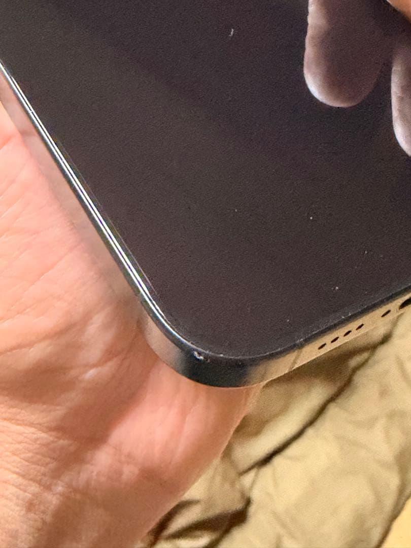 iPhone 16 Pro Max 256GB SIMフリー ブラックチタニウム