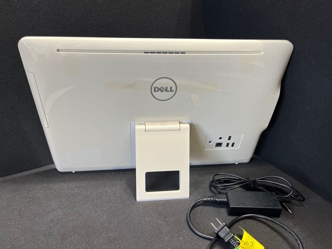 SSD500GB&BDドライブ搭載！DELL Inspiron 22 3263