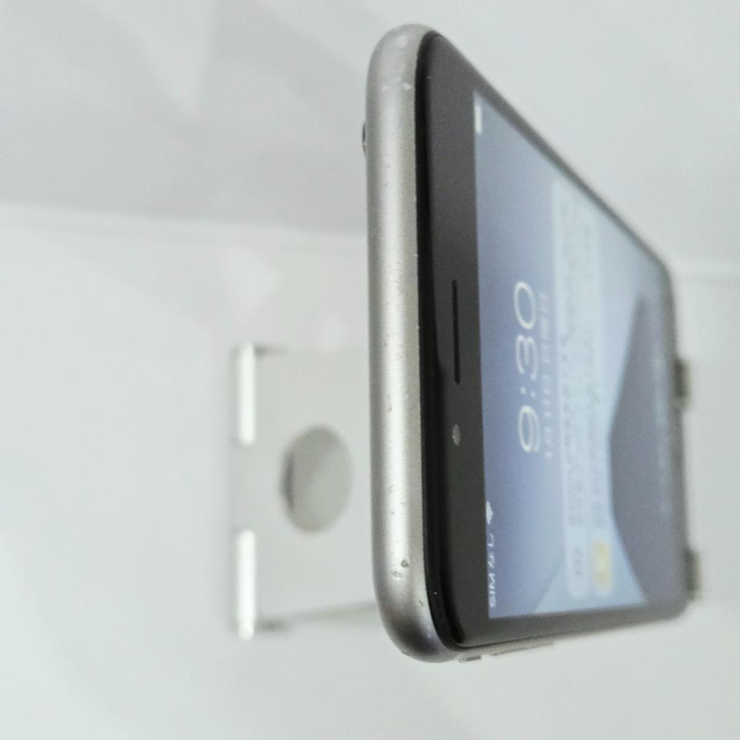 07 iPhone6s スペースグレイ SIMフリー 64GB