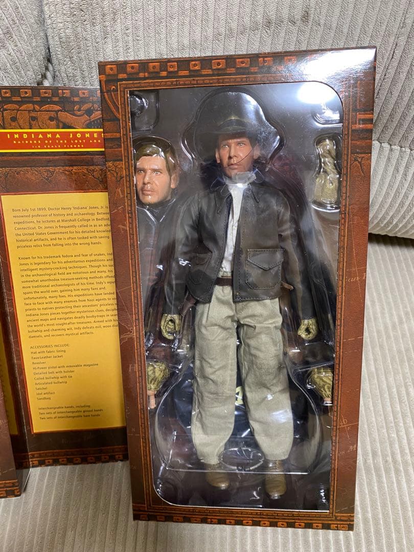 美品！未開封品 1/6 インディ・ジョーンズ レイダース Sideshow