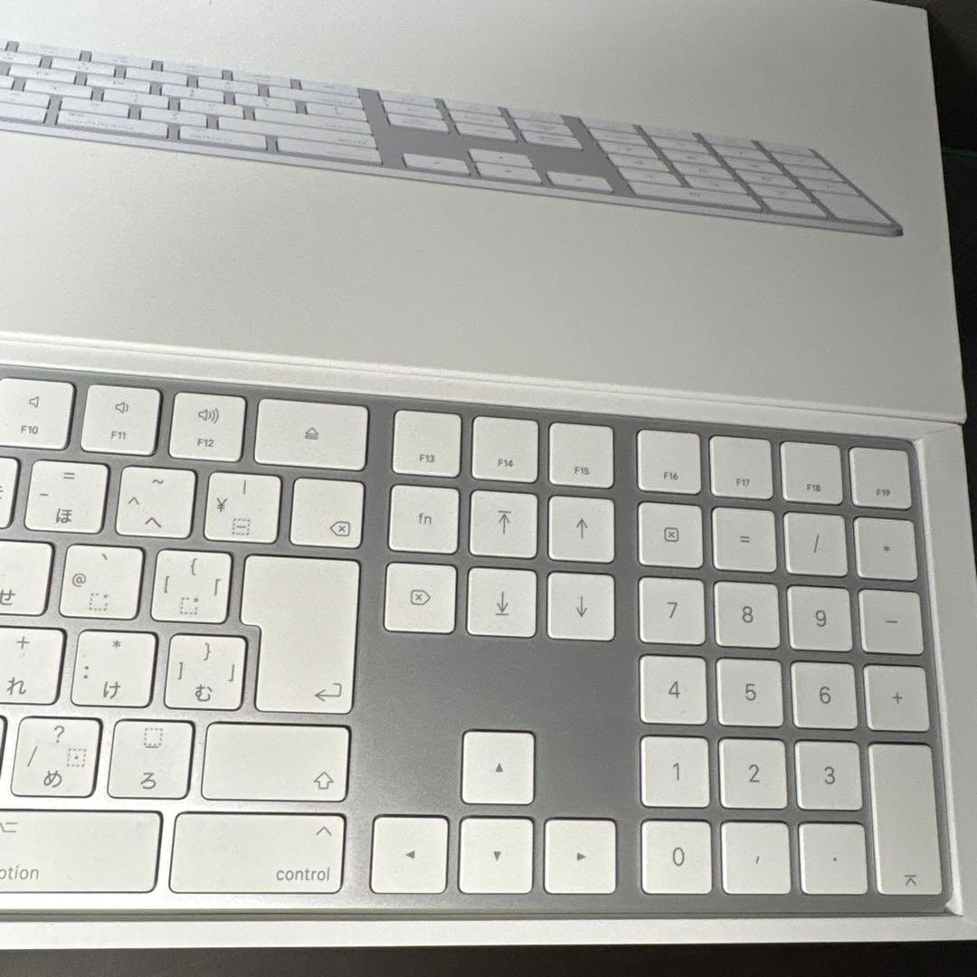 Magic Keyboard（テンキー付き） Apple純正