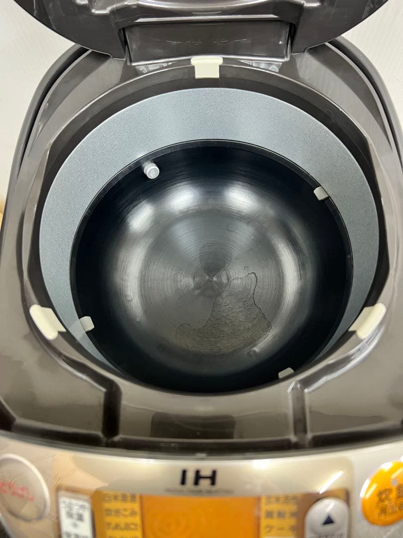 象印 IH炊飯ジャー NP-VD10（1.0L）ブラウン 2018年製