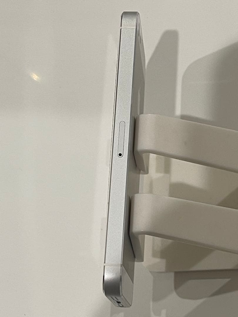 iPhone5 32GB ホワイト MD300J/A 箱・付属品完備