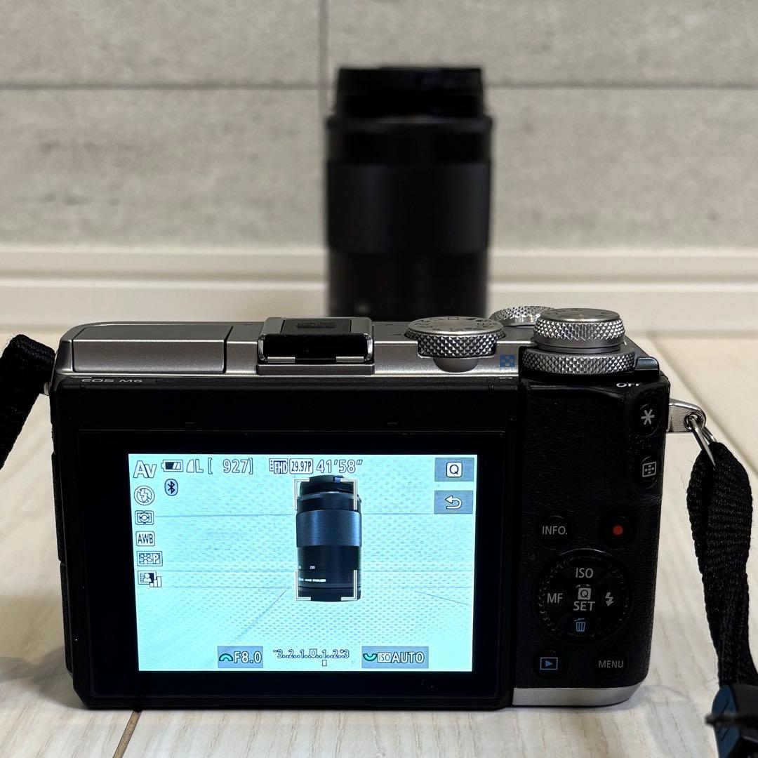 Canon EOS M6 ミラーレスカメラ レンズ付き