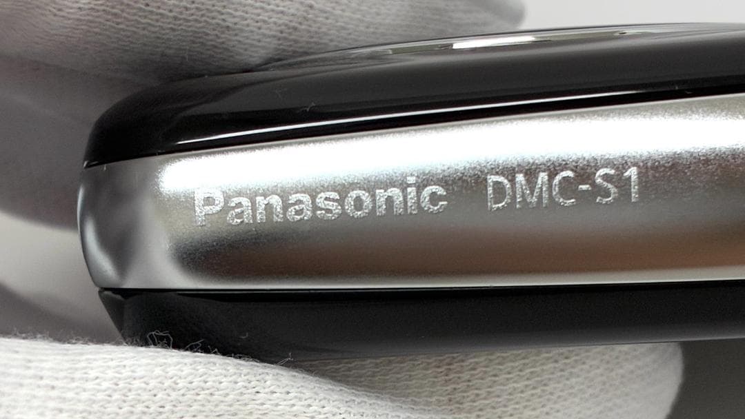 25H10-220 Panasonic LUMIX DMC-S1 デジタルカメラ