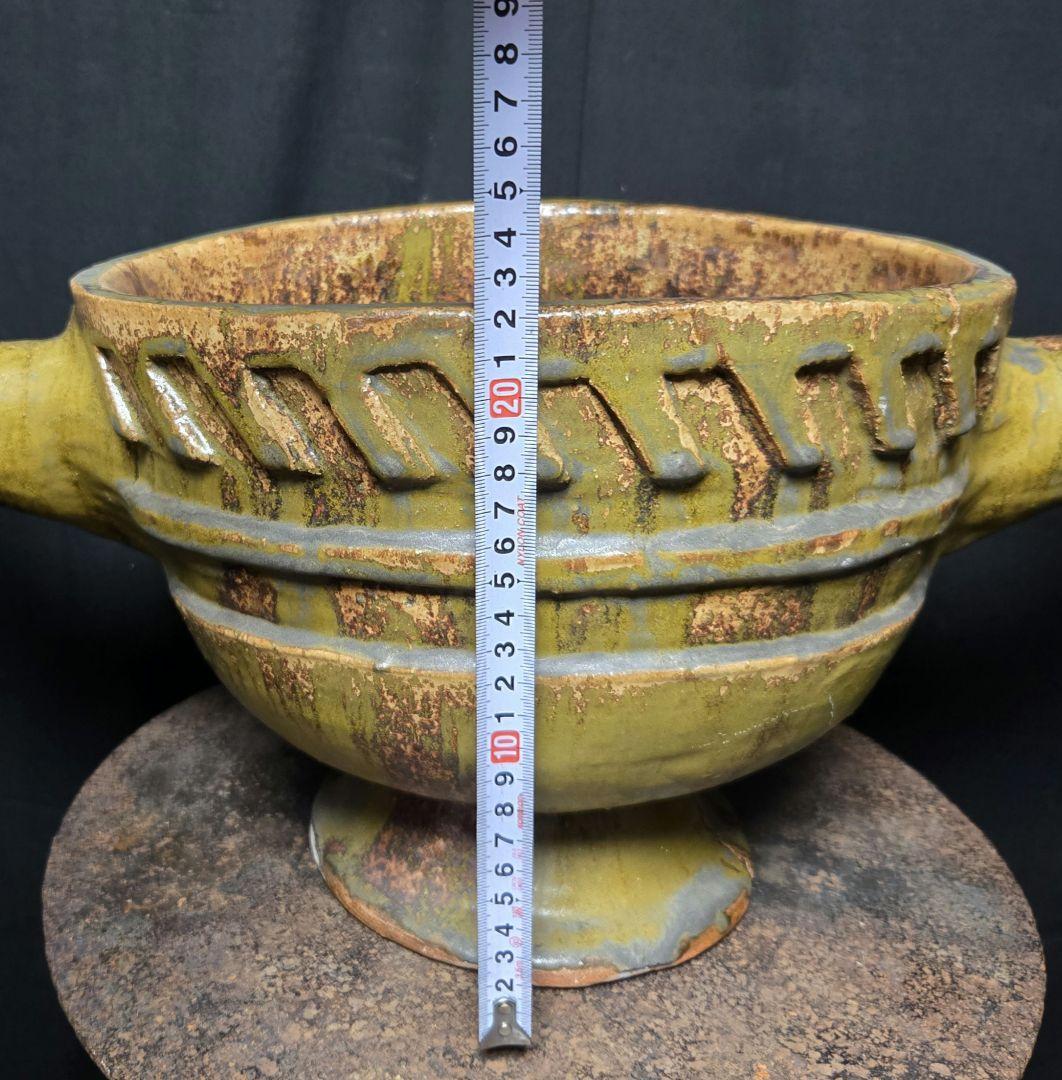 大特価！和か洋か修復痕あり存在感抜群のスペシャル陶器オブジェ緑色の巻き貝型ボウル