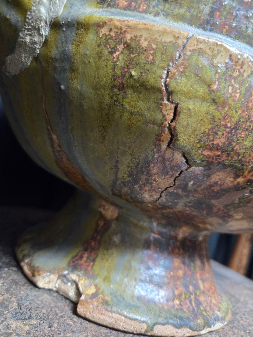 大特価！和か洋か修復痕あり存在感抜群のスペシャル陶器オブジェ緑色の巻き貝型ボウル