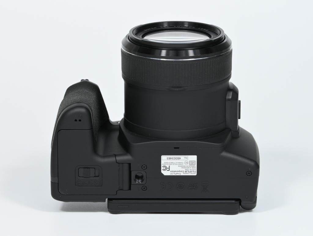 【美品】 フジフイルム　FUJIFILM FINEPIX S1