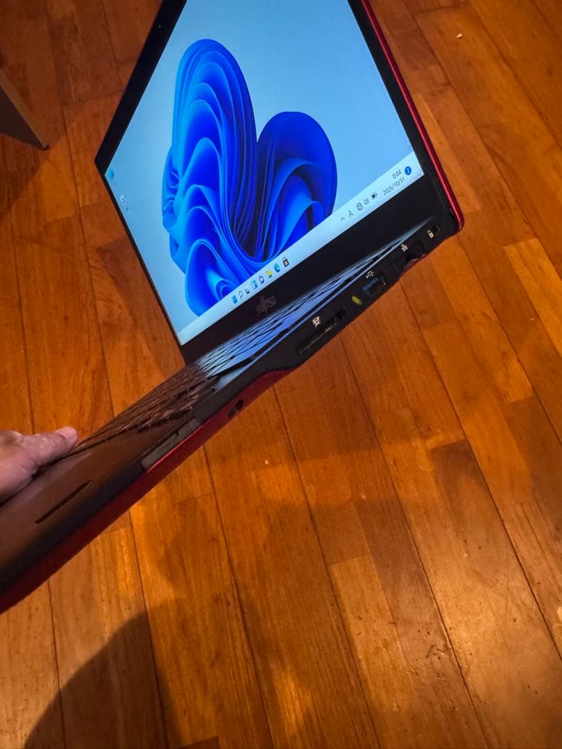 LTE通信対応 富士通LIFEBOOK U939B 8世代i5 8G/128G