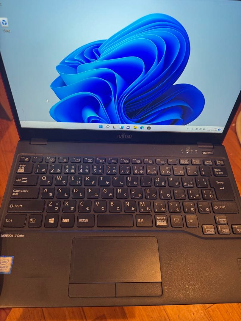 LTE通信対応 富士通LIFEBOOK U939B 8世代i5 8G/128G