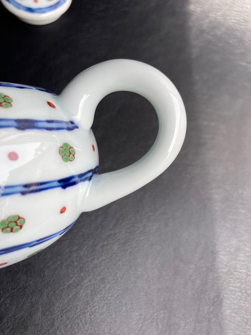 源右衛門　染錦緑梅小紋割　急須