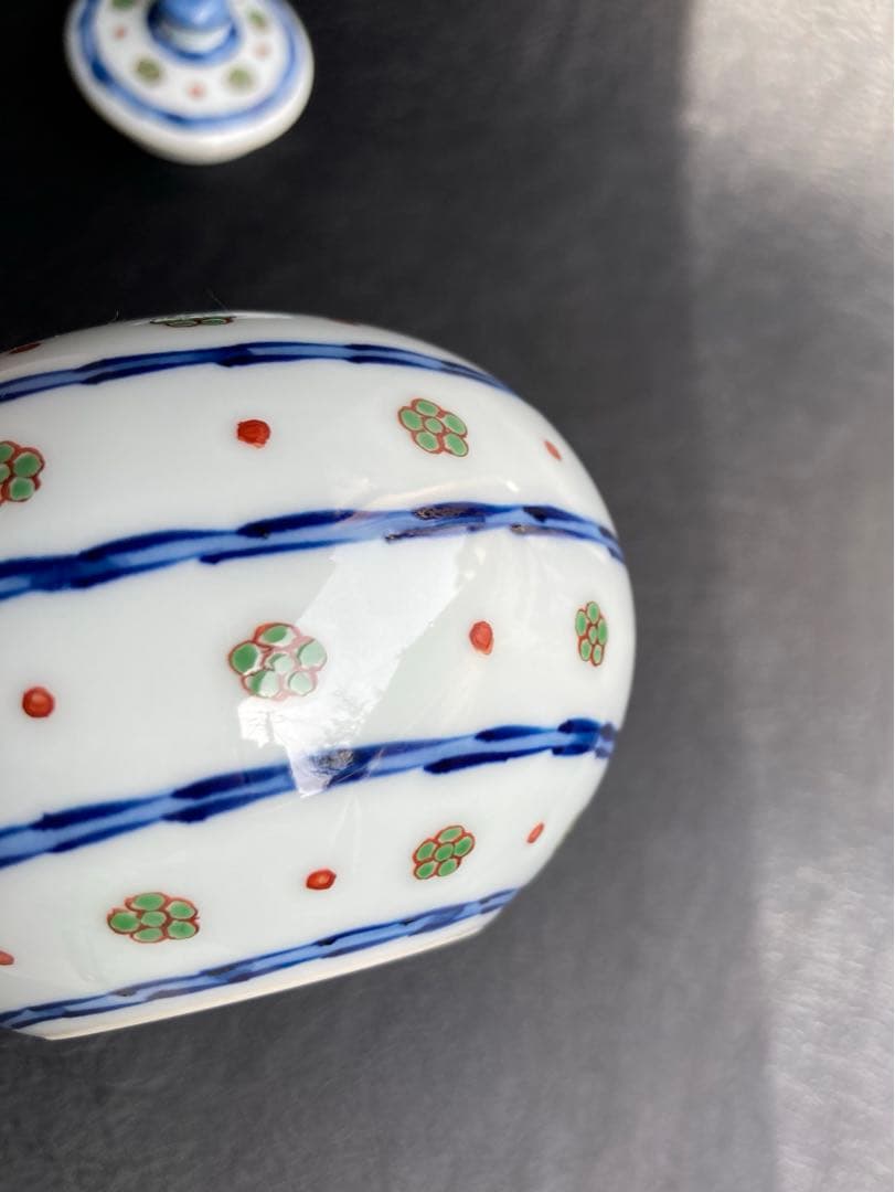 源右衛門　染錦緑梅小紋割　急須