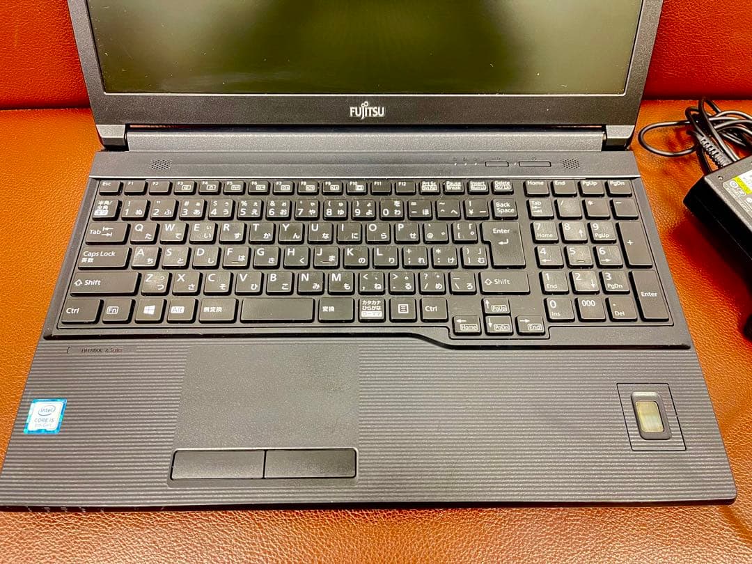 富士通ノートパソコン　Windows 11